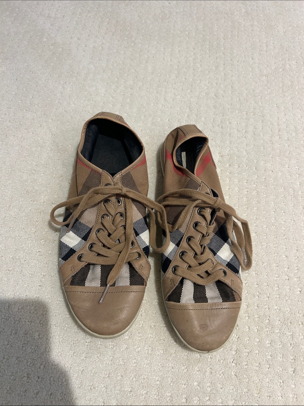 Women’s Burberry sneakers